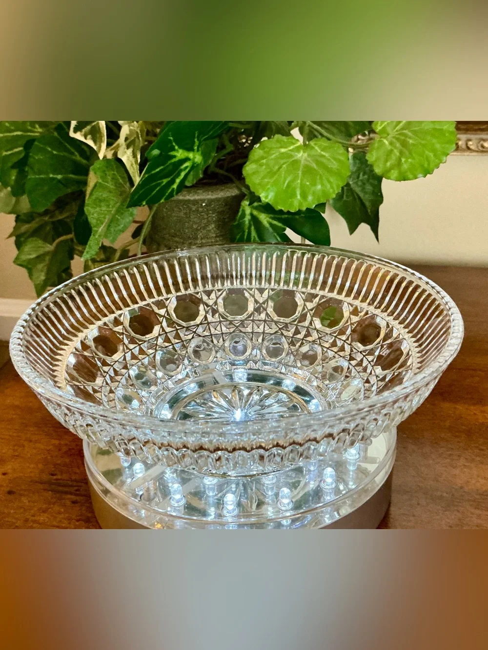 Federal Glass Company Windsor Pattern 7.5”D